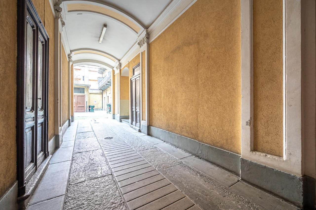 Stop&Go In Porta Susa Turin Ngoại thất bức ảnh